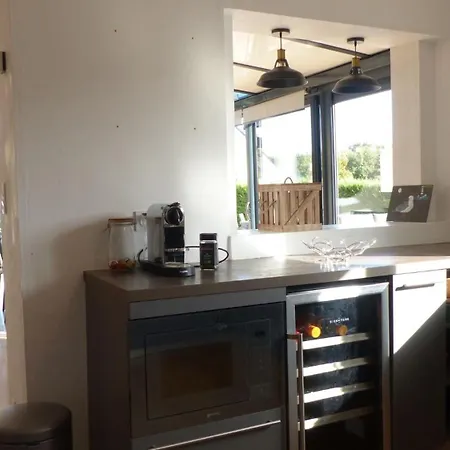 Confortable Maison Avec Piscine A Baden بيت للعطل *